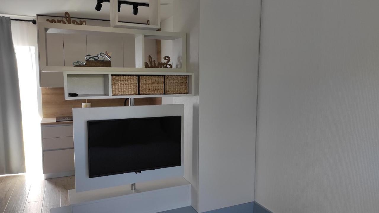 New Apartment Vivano Val With Amazing View Zambratija  Extérieur photo