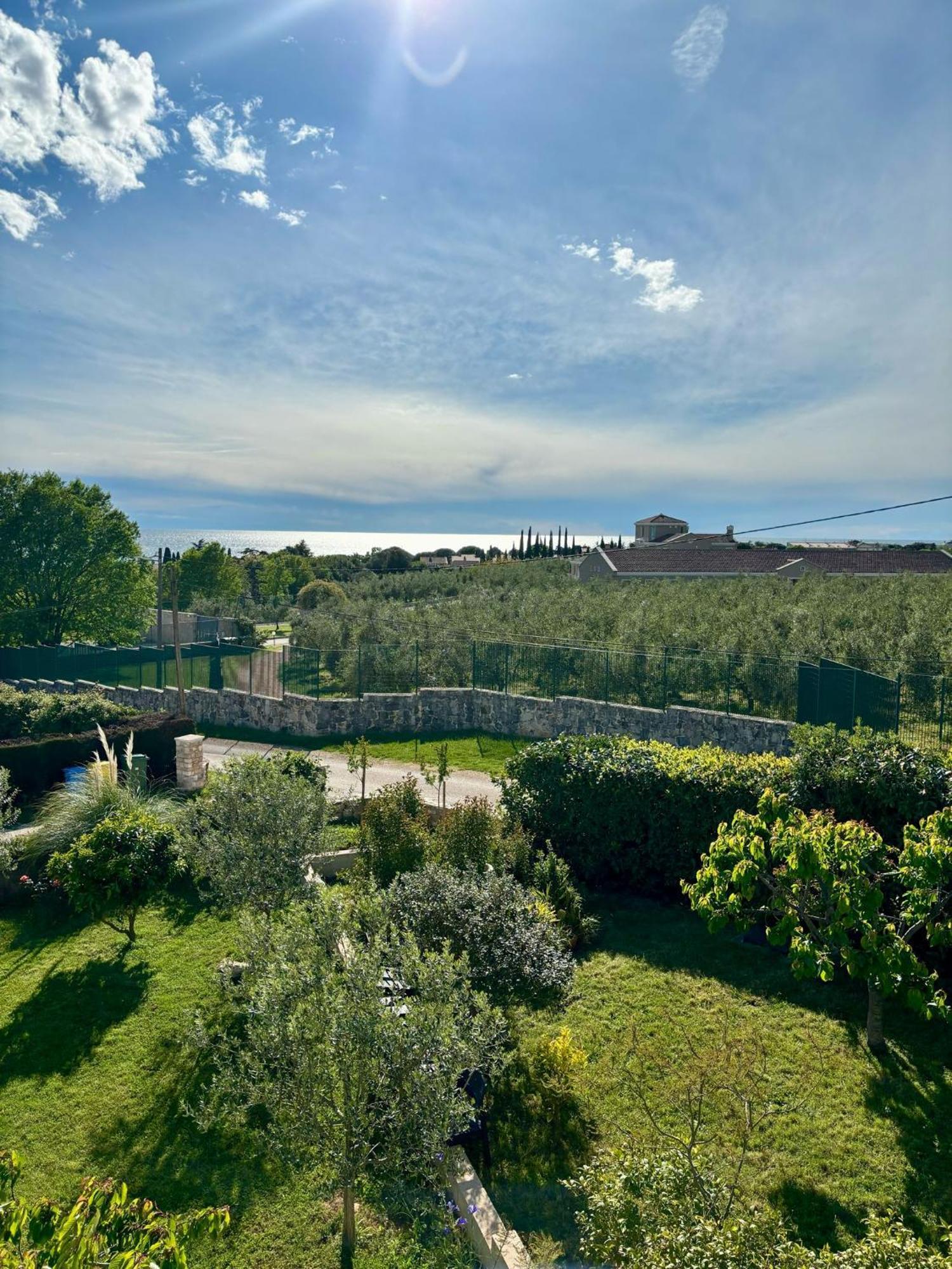 New Apartment Vivano Val With Amazing View Zambratija  Extérieur photo